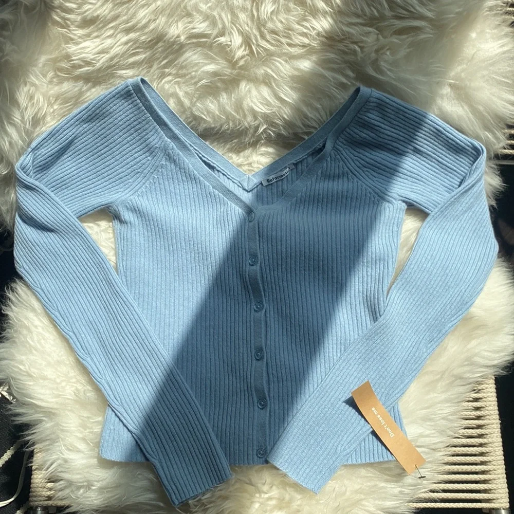 NWT Reformation Cashmere Cropped Double V Cardigan baby blue Size S - Picture 1 of 5